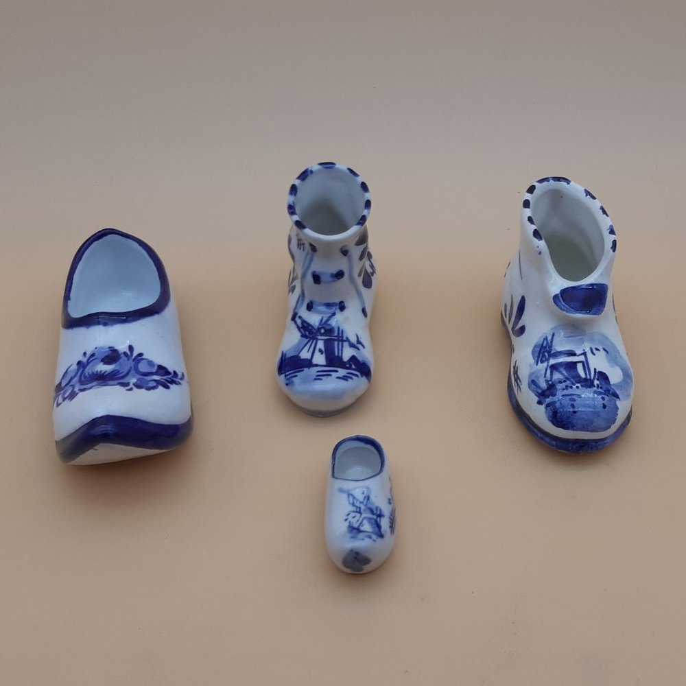 4 Small Delft Shoes or Clogs